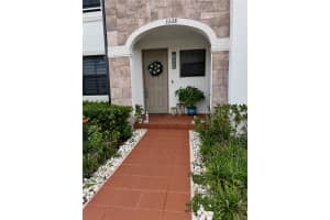 3328 W 114th Ter Hialeah, FL 33018 - MLS#A11981205