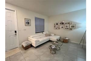 3328 W 114th Ter Hialeah, FL 33018 - MLS#A11981205