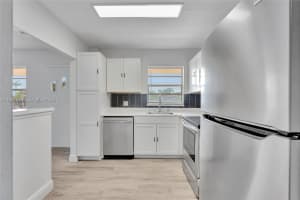 2060 NW 81st Ave APT 322, Pembroke Pines, FL 33024, - MLS#A11981233