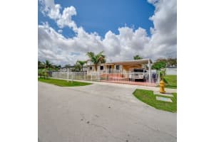 17950 Nw 6th Ct Miami Gardens, FL 33169 - MLS#A11981234