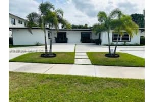 1940 Ne 186th Dr North Miami Beach, FL 33179 - MLS#A11981255