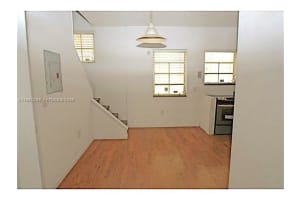 1525 Pennsylvania Ave APT 10, Miami Beach, FL 33139, - MLS#A11981293