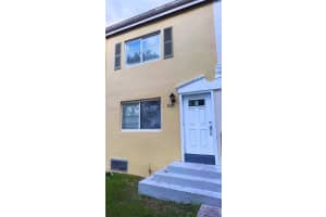 8325 Nw 5th Ave 8325 Miami, FL 33150 - MLS#A11981304