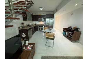 41 Se 5th St 1903 Miami, FL 33131 - MLS#A11981320