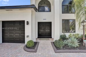 13076 Nw 14th St Pembroke Pines, FL 33028 - MLS#A11981326