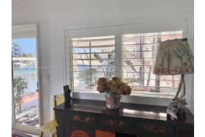 8040 Tatum Waterway Dr , Miami Beach, FL 33141 - MLS#A11981329