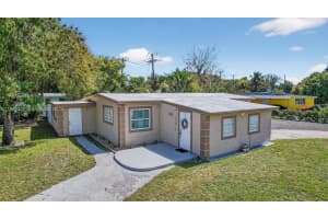 3220 Nw 2nd St Lauderhill, FL 33311 - MLS#A11981334