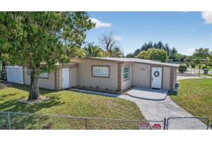 3220 Nw 2nd St Lauderhill, FL 33311 - MLS#A11981334