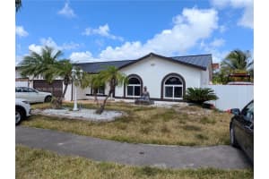 13925 Sw 158th Ter, Miami
