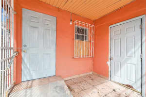 2415 Nw 15th St Miami, FL 33125 - MLS#A11981347