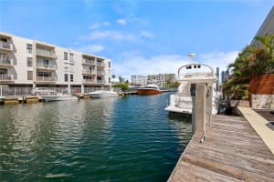 3665 Ne 167th St 409 North Miami Beach, FL 33160 - MLS#A11981383