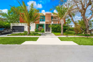 7700 Sw 50th Ct Miami, FL 33143 - MLS#A11981388