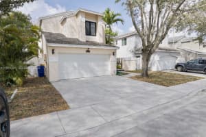 2836 W River Run Cir W Miramar, FL 33025 - MLS#A11981391