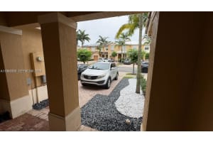 949 Ne 42nd Ave Homestead, FL 33033 - MLS#A11981398