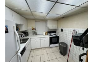 701 Three Islands Blvd 103 Hallandale Beach, FL 33009 - MLS#A11981400