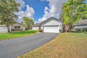 211 Sw 87th Ter Plantation, FL 33324 - MLS#A11981407