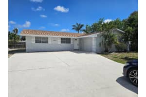2885 Cambridge Rd Lake Worth, FL 33462 - MLS#A11981412