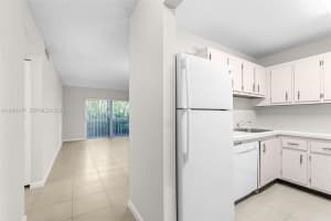 7825 Camino Real J-111 Miami, FL 33143 - MLS#A11981417