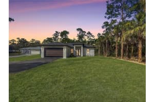 4687 14 Ave Se, Naples