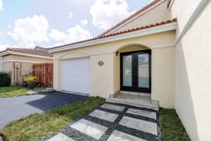 8940 Sw 4th Ter Miami, FL 33174 - MLS#A11981466