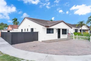 MLS# A11981472, Hialeah Gardens, Florida 33018