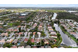 334 Sw 194th Ave Pembroke Pines, FL 33029 - MLS#A11981480
