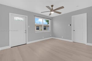 369 Phippen Waiters Rd 1-2 Dania Beach, FL 33004 - MLS#A11981497