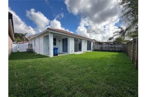 8052 Nw 198th St Hialeah, FL 33015 - MLS#A11981510