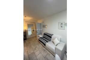 1526 Pennsylvania Ave Apt 15, Miami Beach, FL 33139, - MLS#A11981527