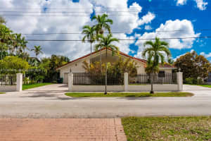 4655 Sw 89th Ave Miami, FL 33165 - MLS#A11981529
