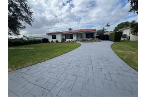 140 Pocatella St 140 Miami Springs, FL 33166 - MLS#A11981572