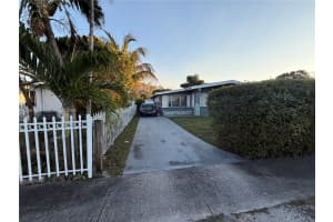 354 Ne 173rd St North Miami Beach, FL 33162 - MLS#A11981630