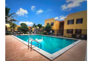 590 NW 114th Ave APT 202, Miami, FL 33172, - MLS#A11981690