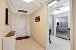 3510 Oaks Way 806 Pompano Beach, FL 33069 - MLS#A11981700