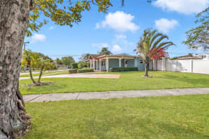 6140 Nw 19th Ct Margate, FL 33063 - MLS#A11981726