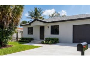 2810 Nw 9th Ct Fort Lauderdale, FL 33311 - MLS#A11981737
