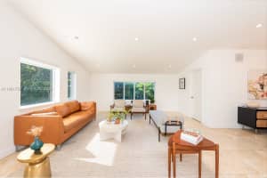 717 Benevento Ave Coral Gables, FL 33146 - MLS#A11981759