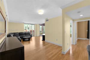 275 18th St , Miami, FL 33132 - MLS#A11981788