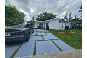 11450 Nw 32nd Pl, Sunrise