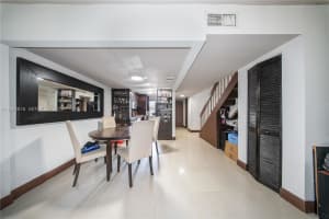 10710 7th St , Miami, FL 33172 - MLS#A11981816