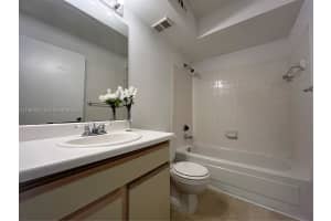 2662 Nw 33rd St 2510 Oakland Park, FL 33309 - MLS#A11981844