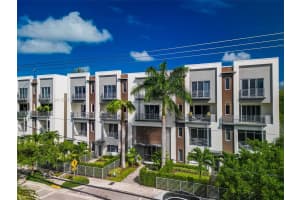 1034 Ne 18th Ave 205 Fort Lauderdale, FL 33304 - MLS#A11981871