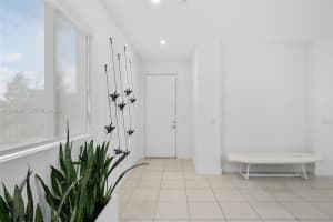 1034 Ne 18th Ave 205 Fort Lauderdale, FL 33304 - MLS#A11981871