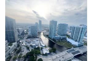 68 Se 6 3510 Miami, FL 33131 - MLS#A11981936