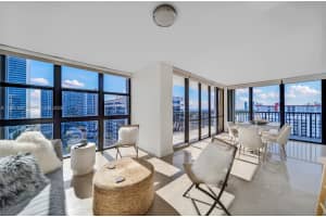 2017 S Ocean Dr 1502 Hallandale Beach, FL 33009 - MLS#A11981987