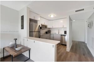 3527 Ne 168th St 409 North Miami Beach, FL 33160 - MLS#A11981989