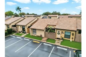 2056 Sw 81st Way Davie, FL 33324 - MLS#A11982005