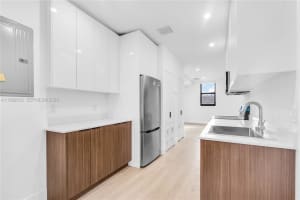 1037 2nd St , Miami, FL 33128 - MLS#A11982012