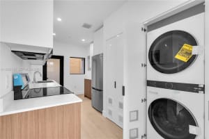 1037 2nd St , Miami, FL 33128 - MLS#A11982012