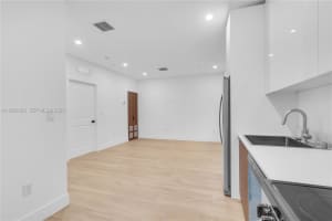 1037 2nd St , Miami, FL 33128 - MLS#A11982038